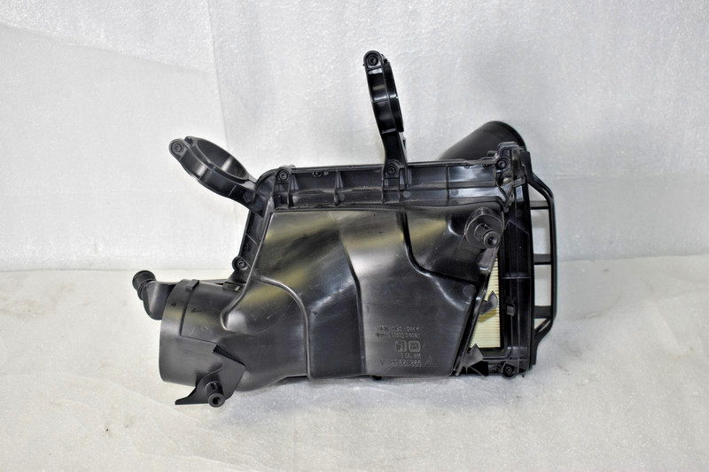 PORSCHE 911 CARRERA AIR CLEANER ASSEMBLY LEFT2020 2021 2022 992 129 567