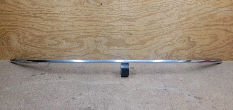 2010 2011 2012 2013 Toyota 4Runner Front Bumper Chrome Molding Trim OEM