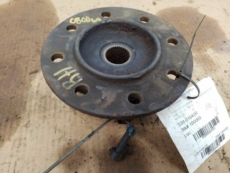 Passenger Hub Front 8 Lug Fits 96-00 CHEVROLET 2500 PICKUP 66455