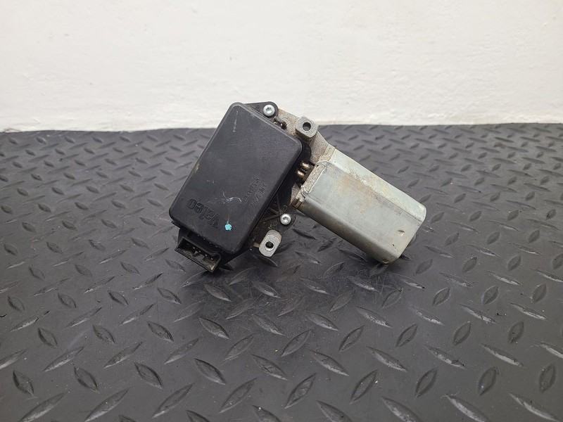 03-09 GMC Envoy Rear Wiper Motor OEM 15229806