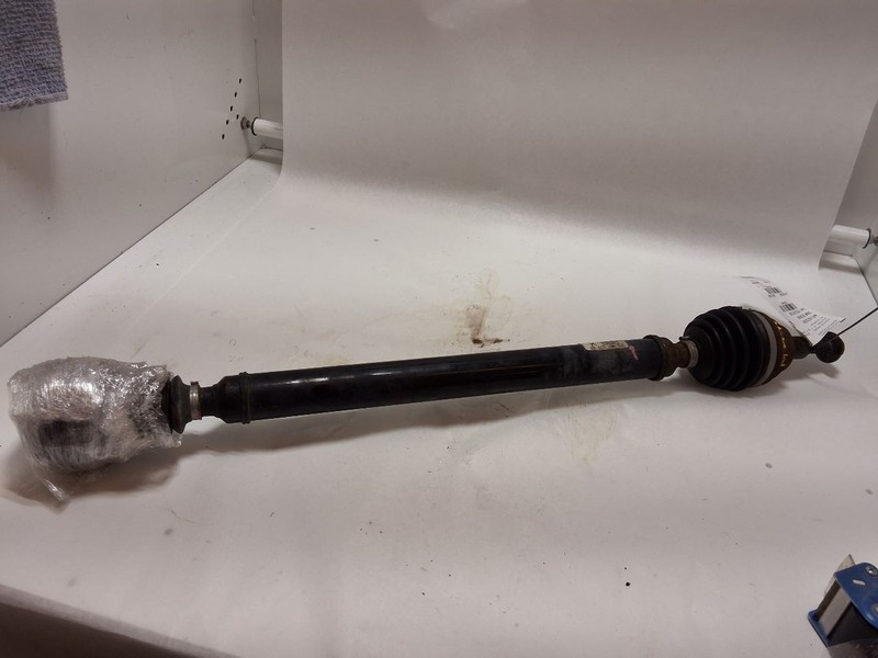 Passenger Right Axle Shaft 1.8L Manual Transmission Fits 14-16 BEETLE 3486671