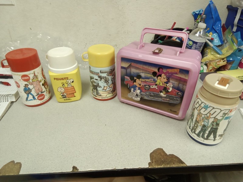 Vintage Mickey & Minnie Lunchbox With 4 Vintage Thermoses...