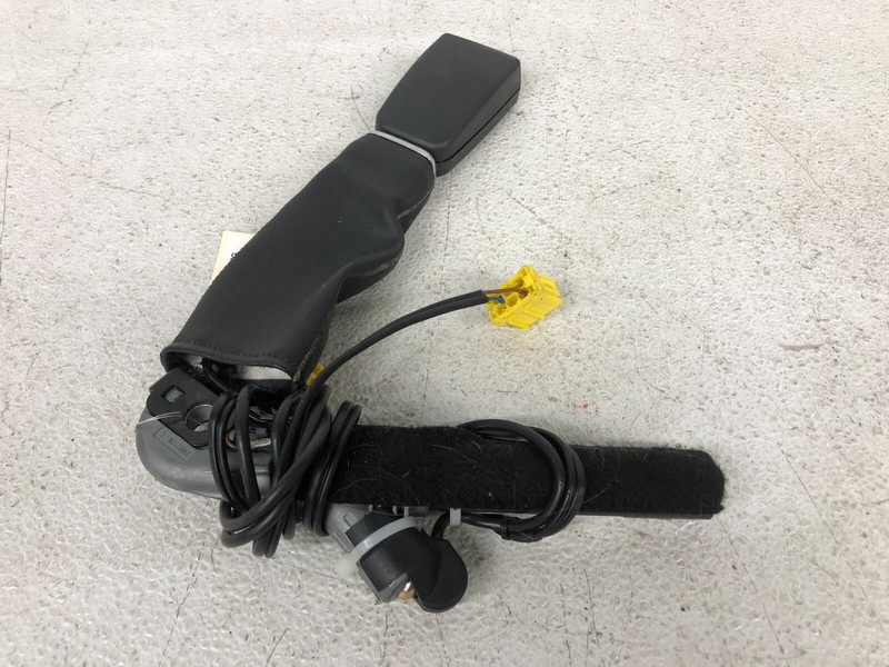 ⭐2003-2006 MERCEDES S-CLASS FRONT LEFT DRIVER SEAT BELT BUCKLE ASSY OEM LOT2276