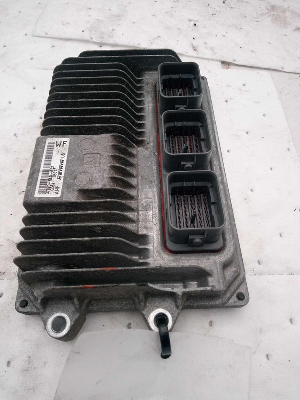 2015 Honda CR-V Engine Control Module ECM 2.4L OEM Used 144K Miles