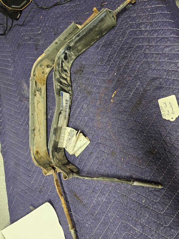FORD OEM E-350 E250 Fuel Tank Brackets From 2003