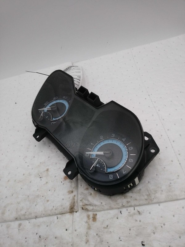 2011 Buick LaCrosse Speedometer Gauge OEM White 20932076 209000 Miles