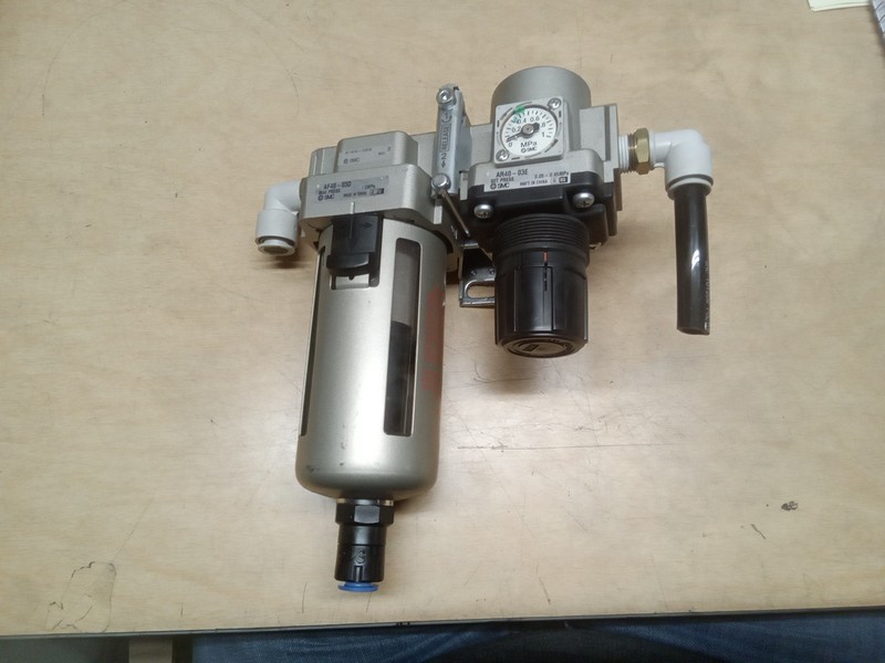 SMC AC40B-03DE Air Filter + Regulator