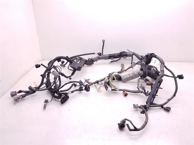 99 00 01 02 Toyota Camry 3.0L FWD AT Engine Wire Harness 82121-06460