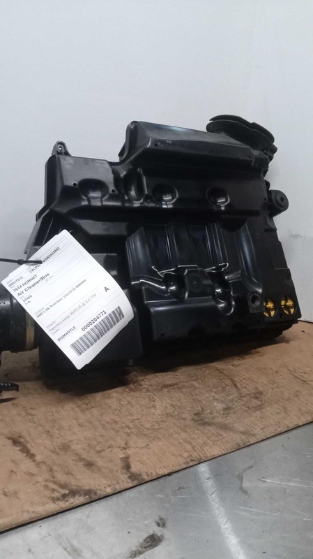 Dodge Hornet 2024 Air Cleaner Assembly OEM 68579078AA Used 13K Miles Black