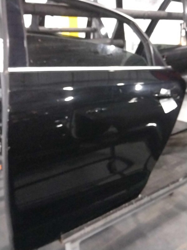 Used Rear Left Door Assembly Rear Side fits: 2012 Volkswagen Passat electric Sdn