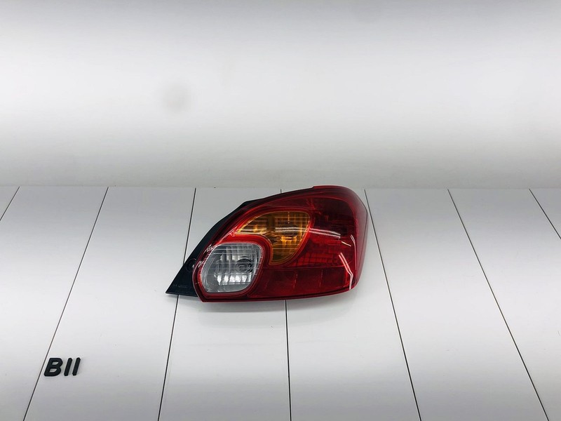 14-15 MITSUBISHI MIRAGE REAR RIGHT PASSENGER SIDE TAIL LIGHT BRAKE STOP LAMP OEM