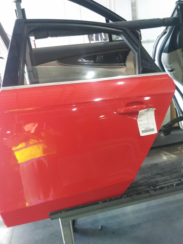2016 Audi A4 Left Rear Door Red 4DR Sedan Good Condition No Rust 317624