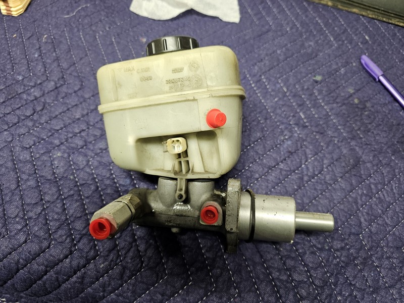 2005 Ford Mustang Brake Master Cylinder OEM 136K Miles