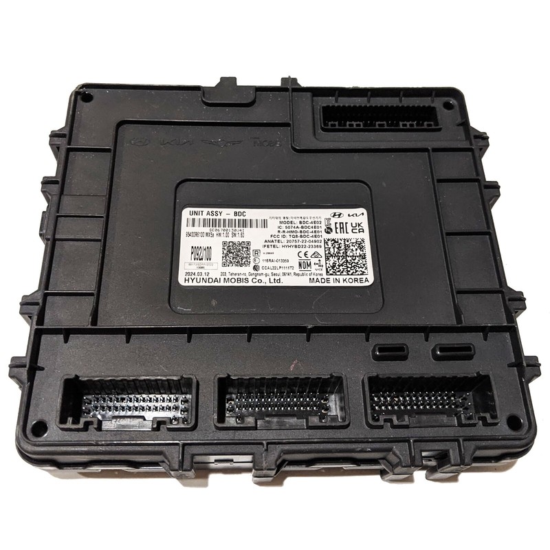 OEM Body Control Module BCU BCM Hyundai Santa Fe 2.5L L4 2024 2025 / 95400-R6100