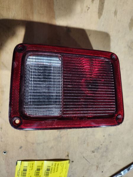 Driver Tail Light VIN W 6th Digit Jk Body Fits 07-18 WRANGLER 3244261