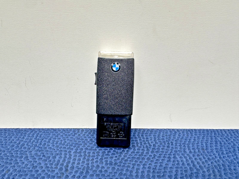 BMW 3 5 7 Srs E46 E90 E39 E60 E65 E70 Rechargeable Glovebox Flashlight Lamp OEM