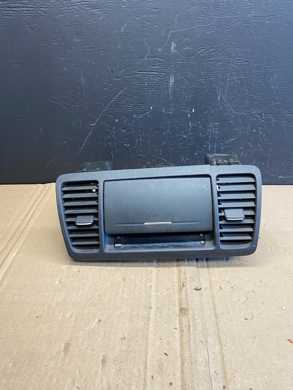 2005-2009 Subaru Legacy Outback Center Dash Bezel Vents Clock Storage AB8854 DG