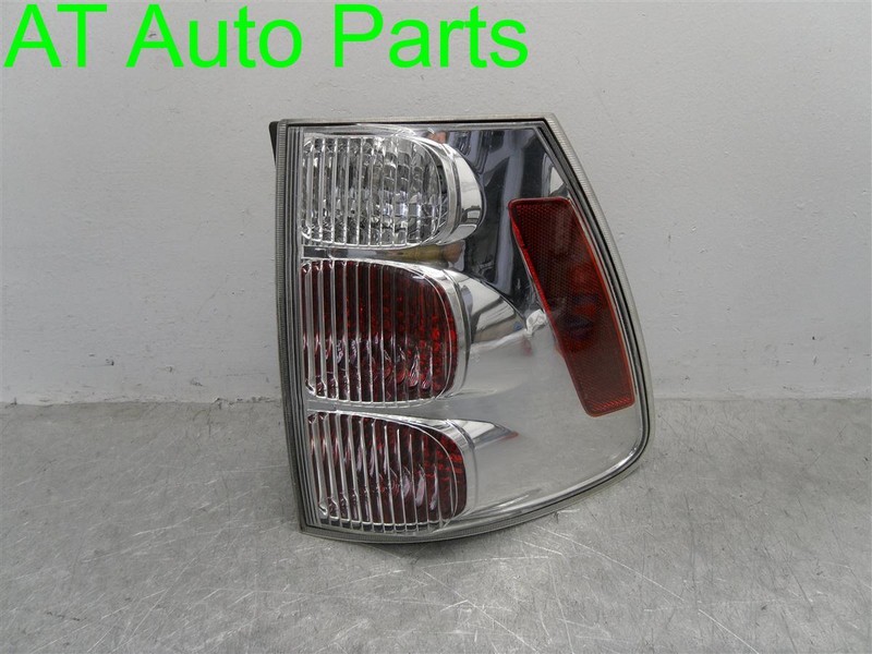 2005-2009 CHEVROLET EQUINOX DRIVER LEFT TAIL LIGHT LAMP REAR BRAKE OEM 05490028