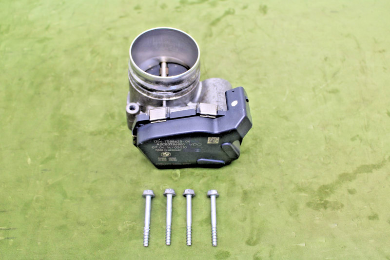 BMW F10 F22 F30 E84 328i 528i N20 N26 Throttle Valve Body Assy W/ Bolts OEM 90K