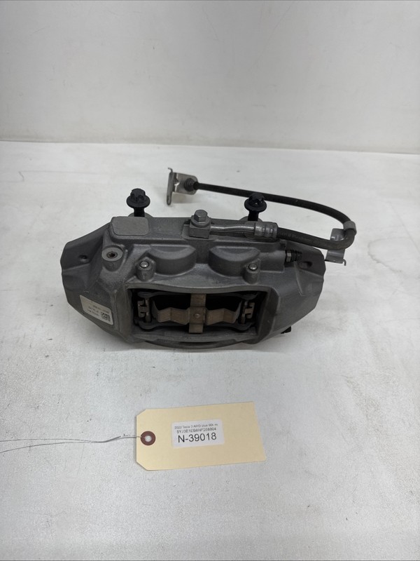 17-23 Tesla Model 3 Front Right Caliper w/ Brake Hose Line 1044622-00-E 39018
