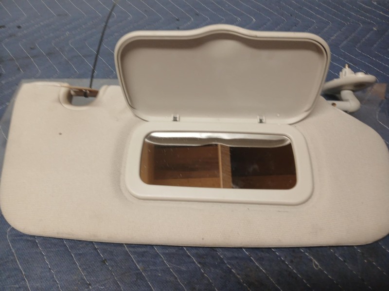 10 11 12 13 14 15 16 17 JEEP COMPASS Sun Visor Right