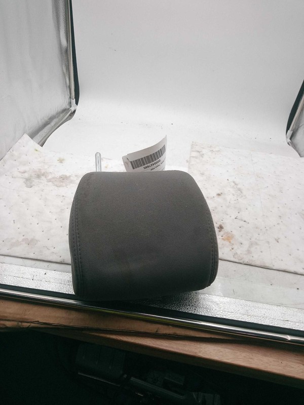 2017 Hyundai Santa Fe Black Headrest - Used, 120k Miles, OEM Replacement