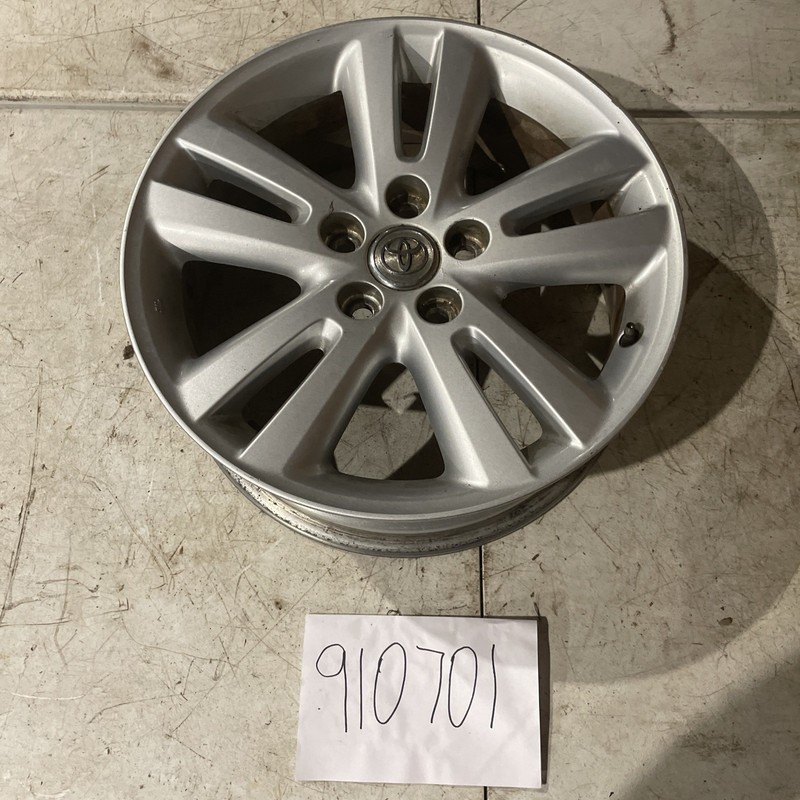 2006-2007 Toyota Highlander17" OEM Rim Wheel 69478 4261148320 90277871 #2