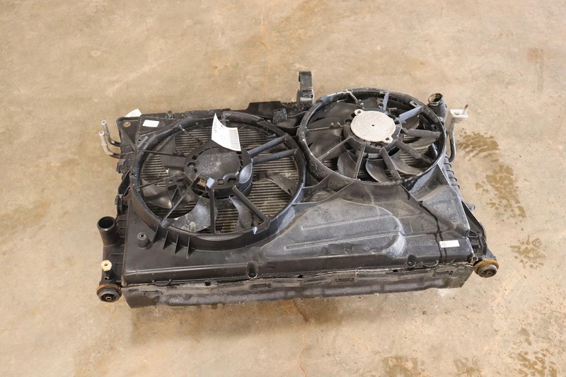 2011-2015 FORD EXPLORER 3.5L ENGINE RADIATOR COOLING FAN DOUBLE MOTOR SHROUD OEM