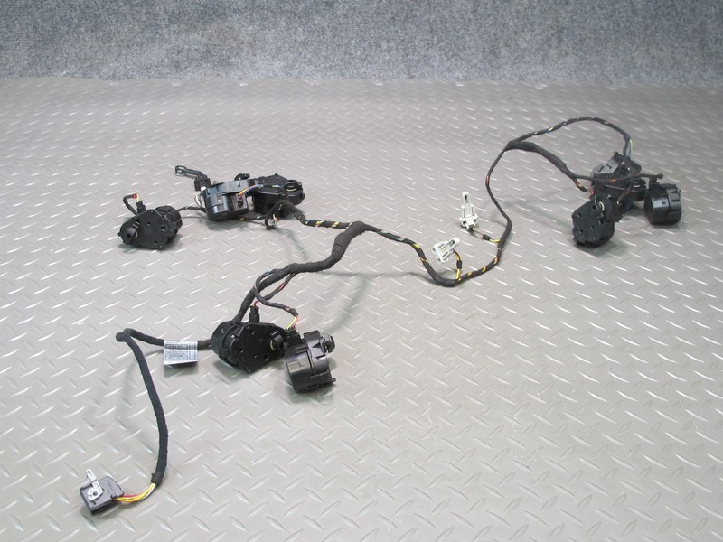 2006-2010 BMW E60 M5 535i A/C HEATER FLAP DOOR ACTUATOR MOTOR WIRING SET