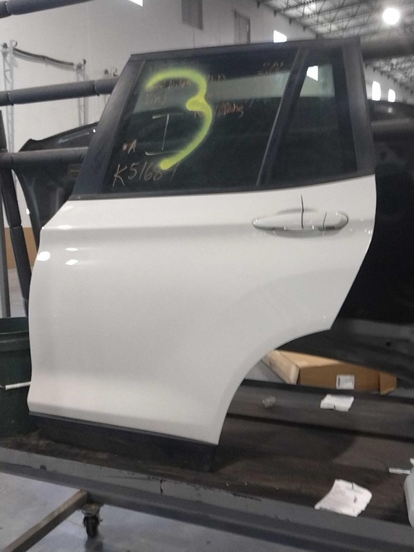 2014 BMW X3 Left Door White OEM 175784 4DR 113K Miles No Warranty