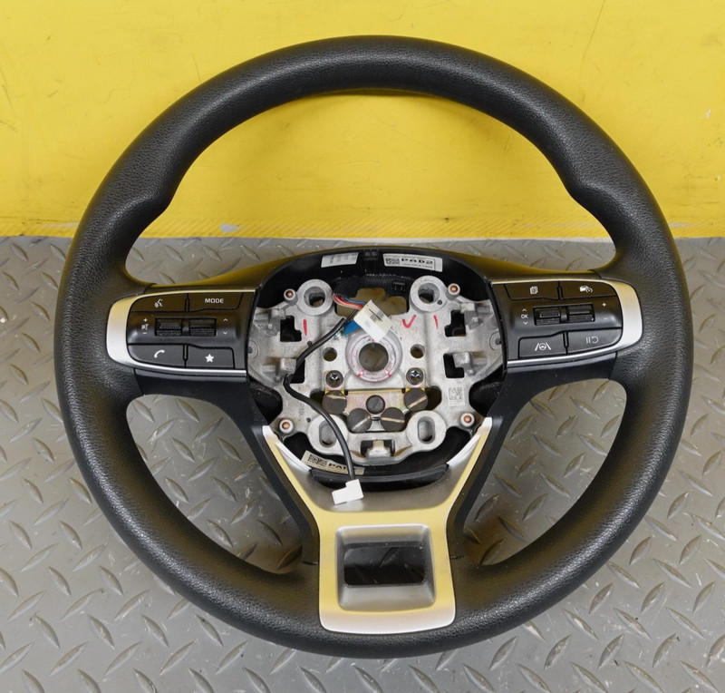 2023-2025 KIA SPORTAGE STEERING WHEEL W/ CONTROL SWITCHES OEM 56111P1000HB2