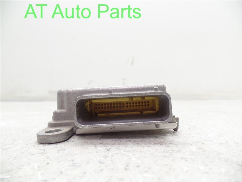99 00 01 02 03 04 TRACKER SUNRUNNER AIR BAG AIRBAG CONTROL MODULE 30027352