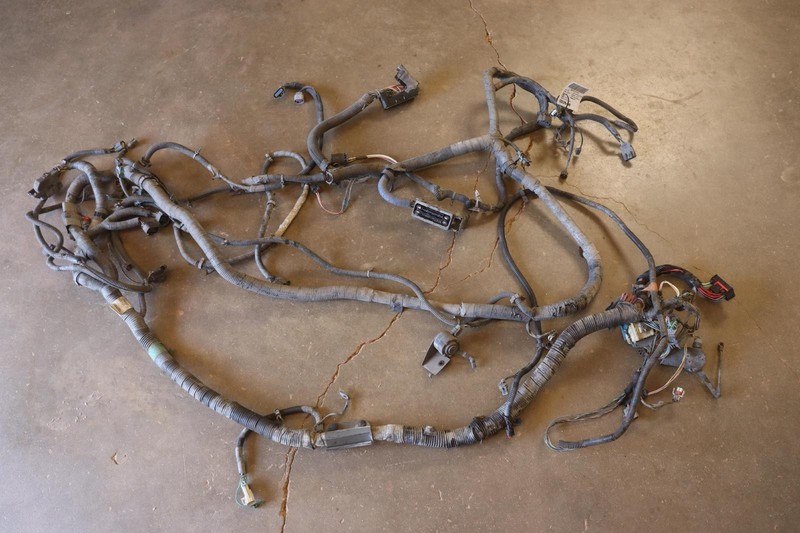 2011 CHEVY SUBURBAN 1500 4WD 5.3L LTZ FRAME CHASSIS WIRE WIRING HARNESS OEM