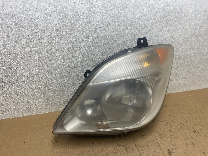 2007 to 2013 Mercedes Sprinter Headlight Left Driver Side Halogen Oem W7634 DW