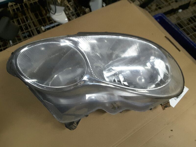 98 99 00 01 CONCORDE R. HEADLIGHT 26947