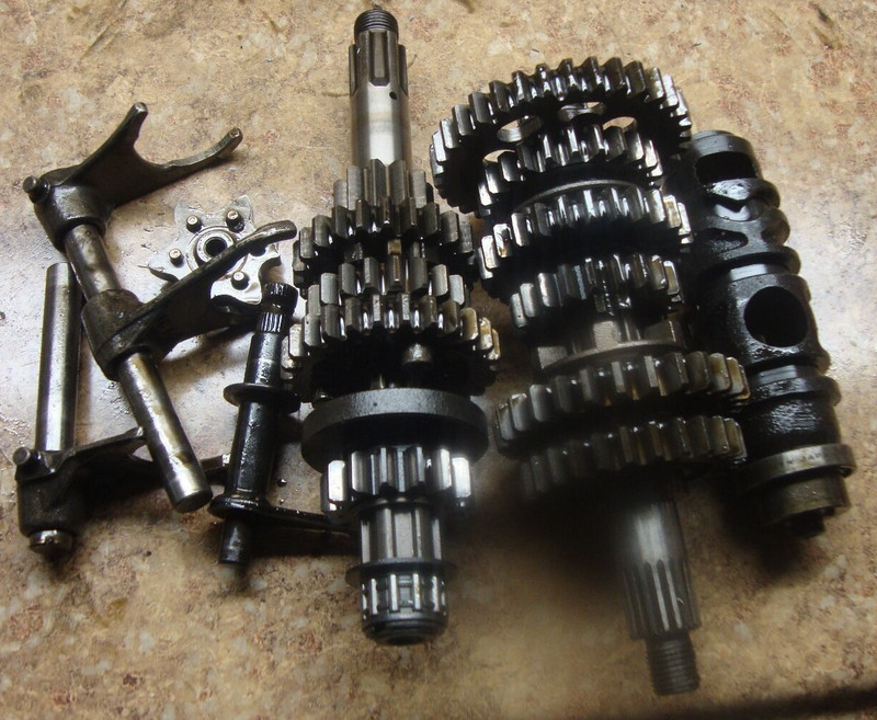 1986 Kawasaki Bayou ATV KLF 300 KLF300 Engine Motor Transmission Gear Shift Fork