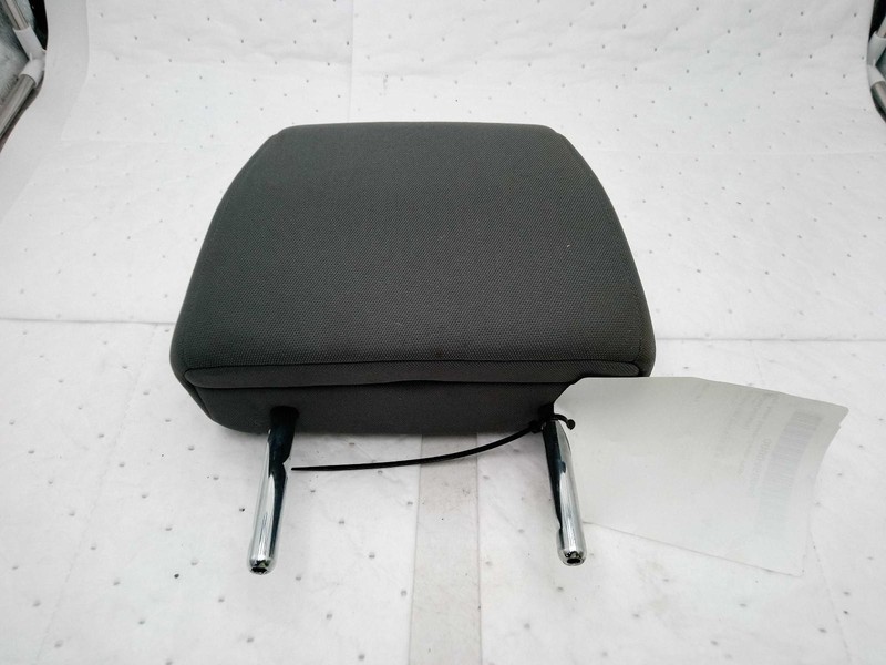 2017 Toyota Tacoma Used Headrest Silver 4DR GRY OEM Part #4773909