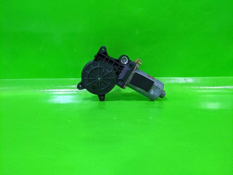 04-08 CROSSFIRE PASSENGER RIGHT FRONT WINDOW MOTOR OEM 4368-33