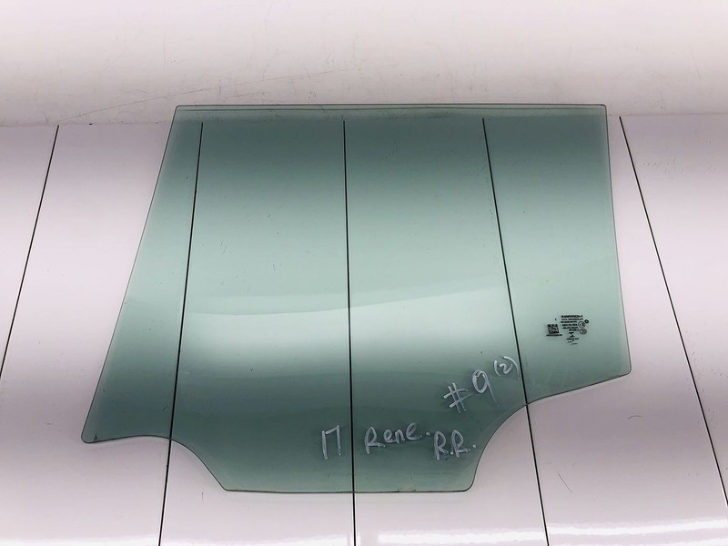 15-22 JEEP RENEGADE REAR RIGHT PASSENGER SIDE DOOR WINDOW GLASS OEM #9
