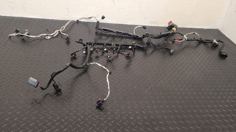 17-22 Jeep Compass 2.4L FWD Engine Wire Harness OEM 68323297AE