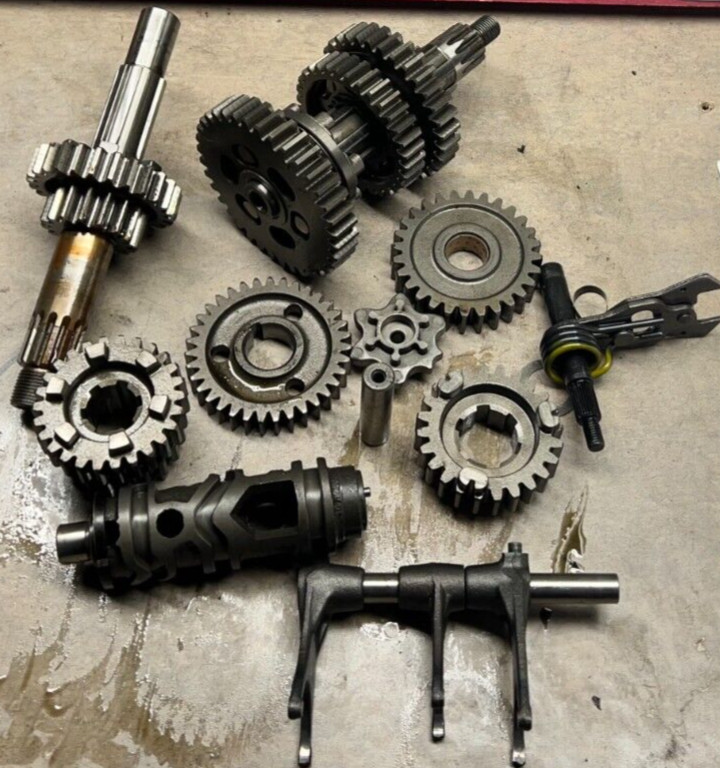 2005 Kawasaki Vulcan VN750 Engine Motor Transmission Gears Shift Fork 05 VN 750
