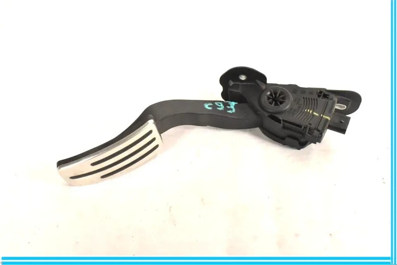 12-20 Tesla Model S Accelerator Gas Pedal Assembly Black OEM