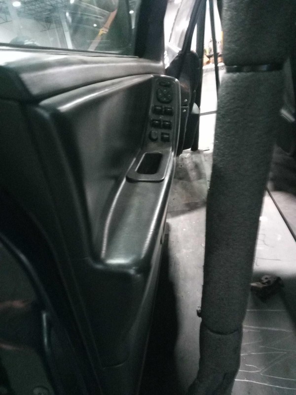 2004 Jeep Grand Cherokee Blue Left Front Door 586072 4DR SUV Used Parts