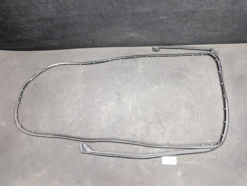 Rear Right Door Weatherstrip 2018 Ford Explorer DB53-7825324-AL 2011 2012 - 2019