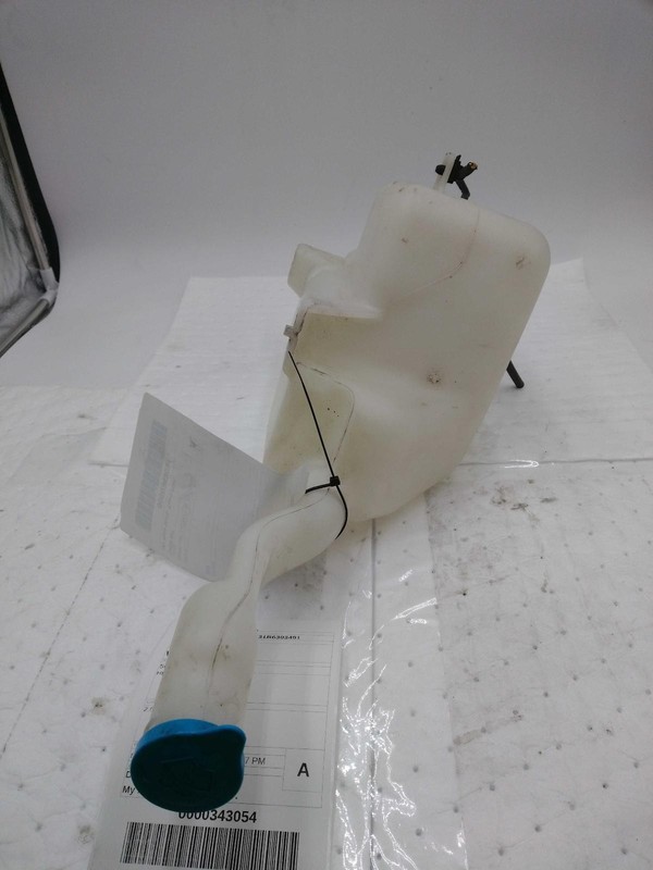 Used Washer Fluid Reservoir fits: 2011 Suzuki Sx4 Htbk Grade A