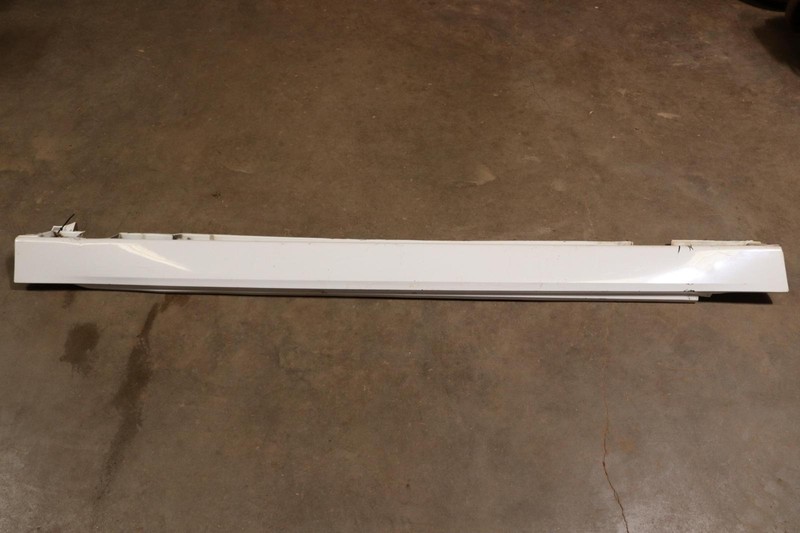 2006-2008 BMW 750LI E66 LEFT DRIVER SIDE ROCKER MOLDING SKIRT PANEL OEM