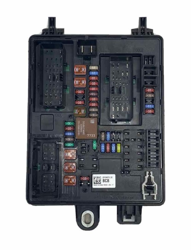 2017 CADILLAC ATS JUNCTION BLOCK BOX RELAY OEM 23134073