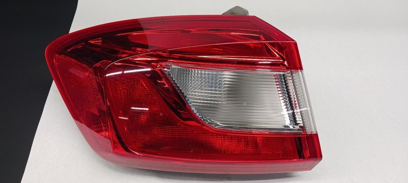 2016 CHEVROLET CRUZE Left driver Taillight VIN B 4th digit quarter mount OEM 16