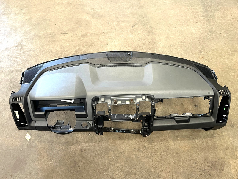 ⭐2013-2024 RAM 1500 FRONT DASHBOARD INTRUMENT PANEL COVER GRAY OEM LOT2619