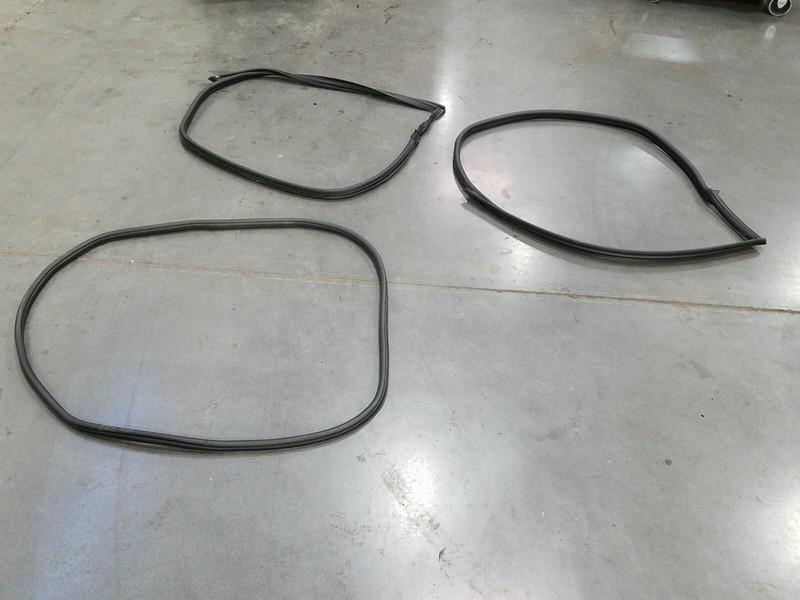 2024 Porsche Cayman GT4 RSWeather Stripping#74617 Z4